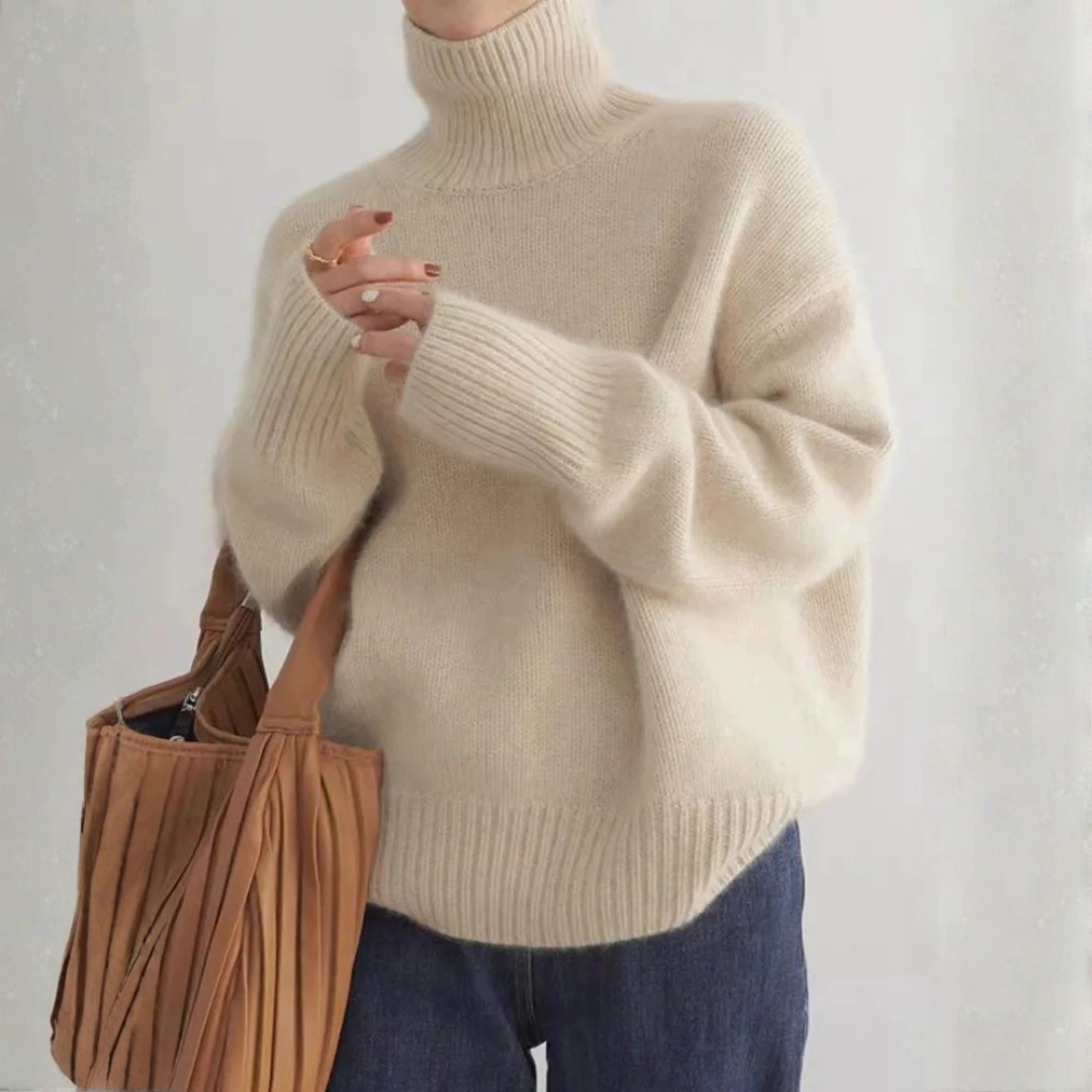 Amélie Cashmere Turtleneck Sweater