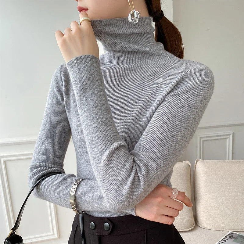 Annalise Cashmere Turtleneck